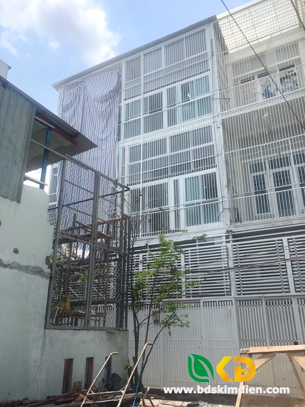 Bán nhà 4 lầu đẹp sổ hồng chung hẻm 1115 Huỳnh Tấn Phát quận 7.